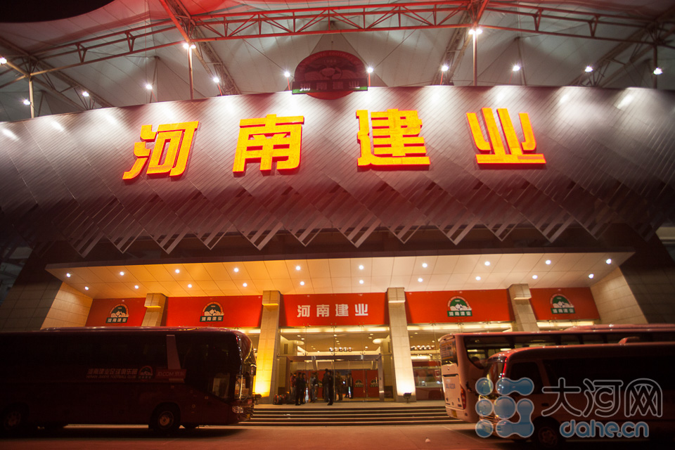 河南建业主场战平天津泰达,保持主场不败的简单介绍 河南建业主场战平天津泰达,保持主场不败的简单介绍