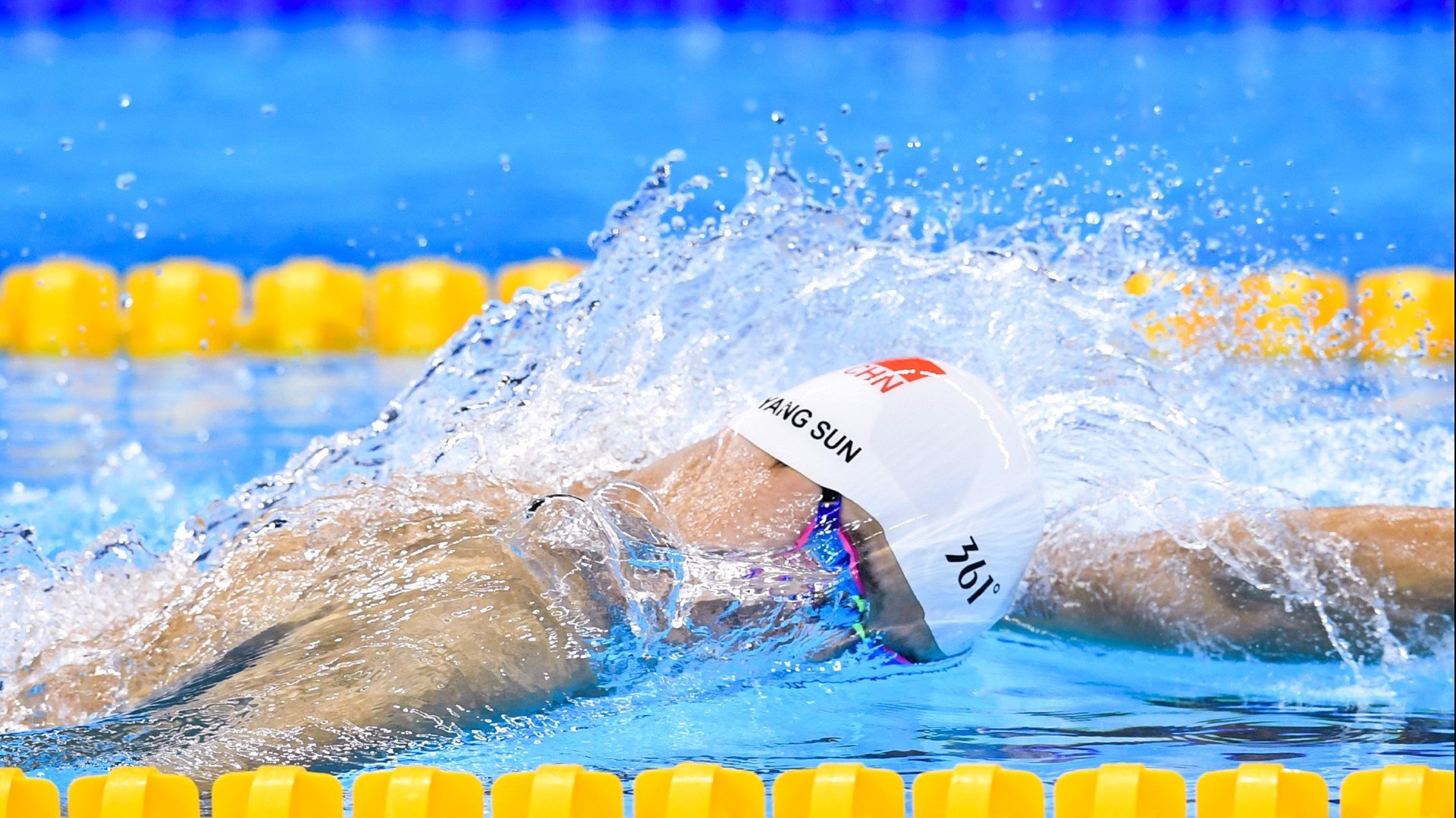 逆转与刷新，体育精神的两种注脚